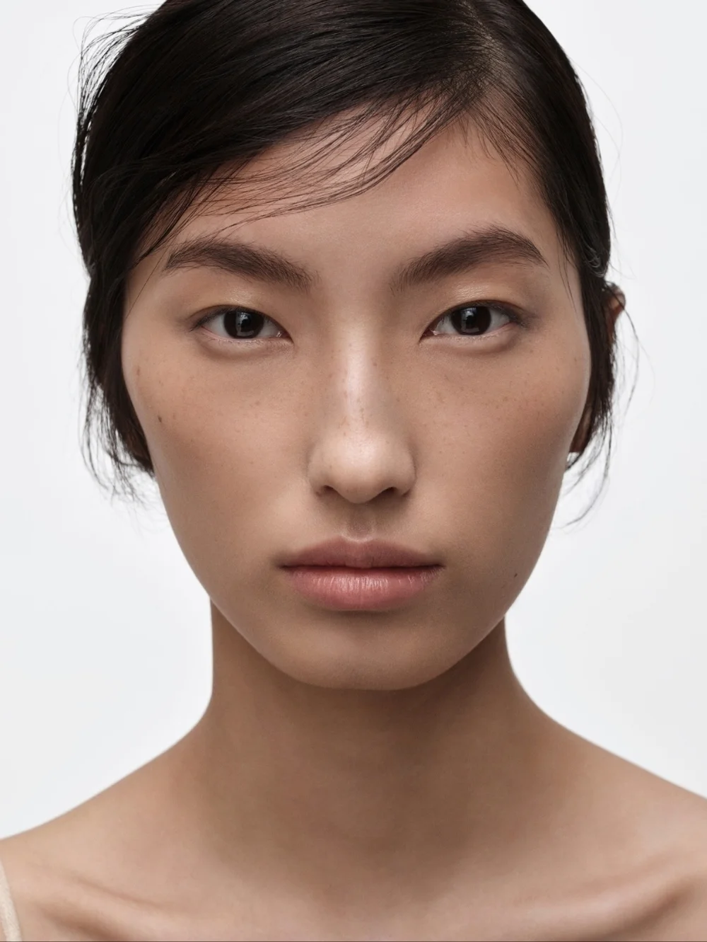 NEW~ PRADA Reveal Mesh Cushion Foundation Color LN10 - LIGHT NEUTRAL